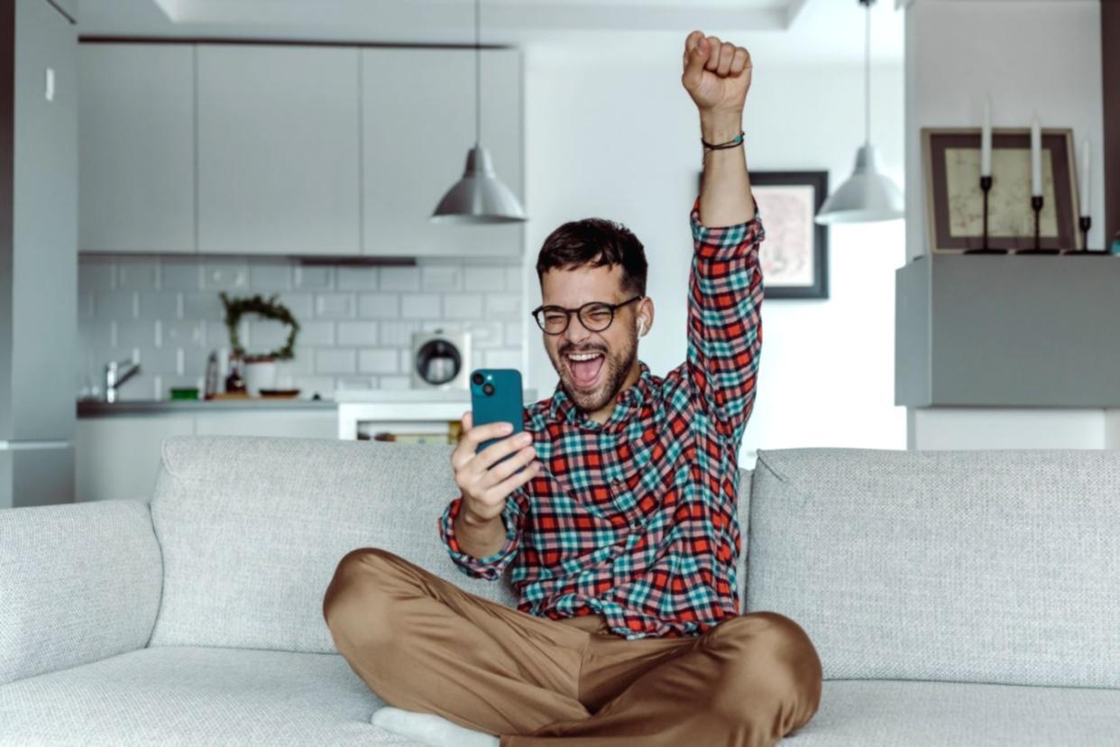 Participant analysant les métriques de son site pendant un atelier pratique